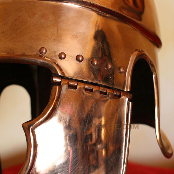 Casque_attique_bronze