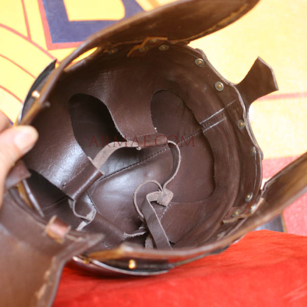 Casque_romain_tardif_burgh_castle