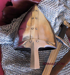 casque_normand_a_nasal
