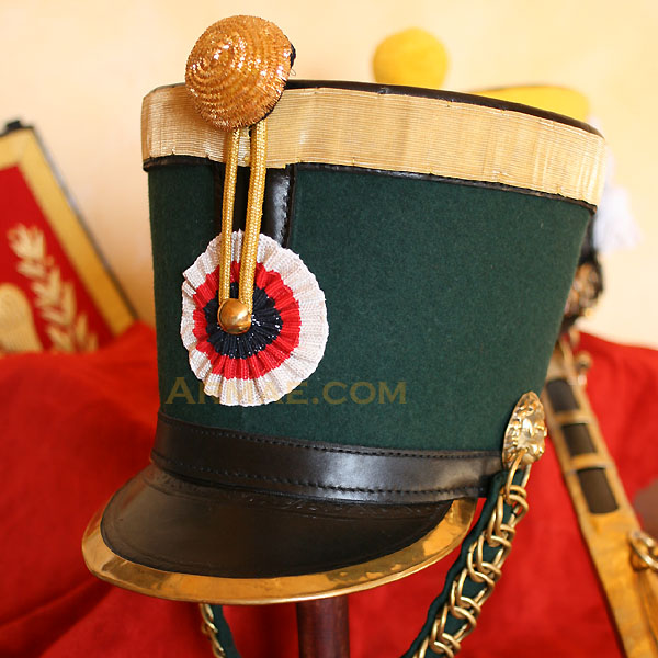 Shako_de_capitaine_du_7eme_hussard