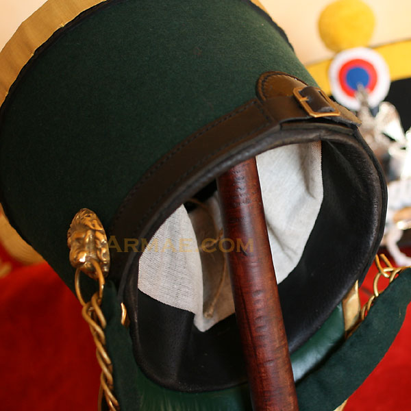 Shako_de_capitaine_du_7eme_hussard