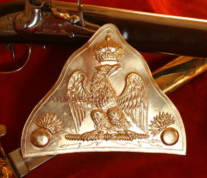 Plaque_de_bonnet_a_poils_de_Grenadiers_de_la_Vieille_Garde